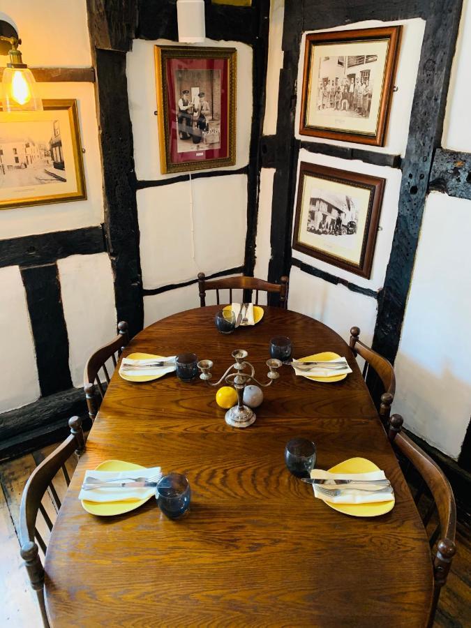 The Swan Inn Midhurst Kültér fotó