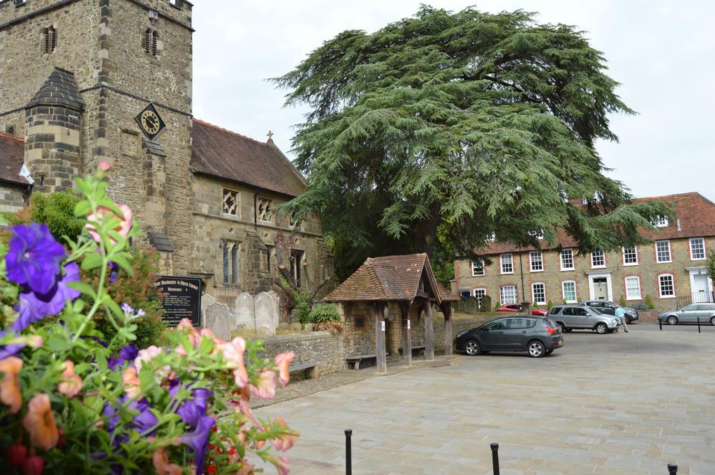 The Swan Inn Midhurst Kültér fotó